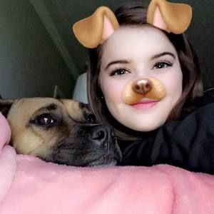 Meet your Posher, Camille